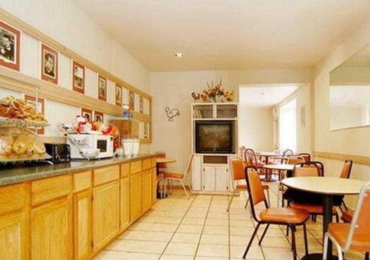 Quality Suites Moab Near Arches National Park Exterior photo